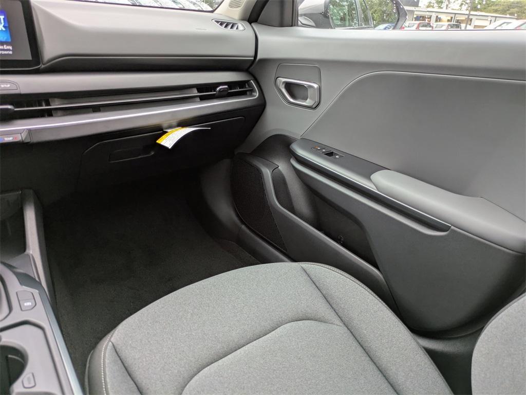 new 2025 Kia K4 car, priced at $23,460