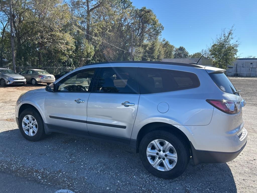 used 2017 Chevrolet Traverse car, priced at $10,988