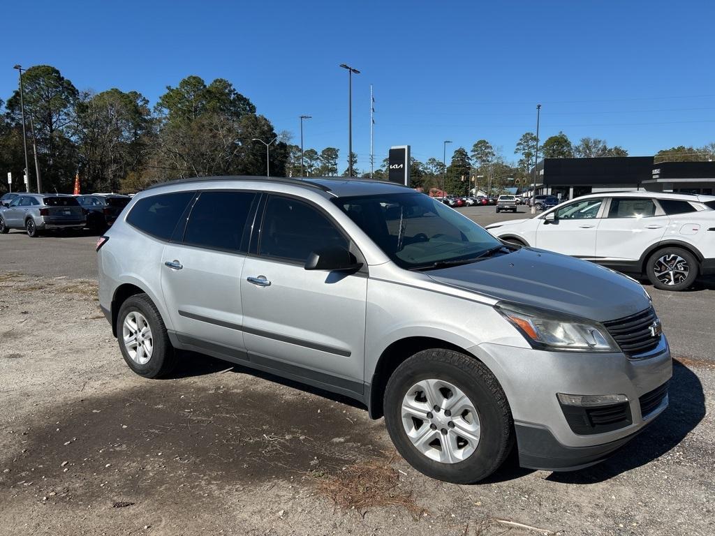 used 2017 Chevrolet Traverse car, priced at $10,988