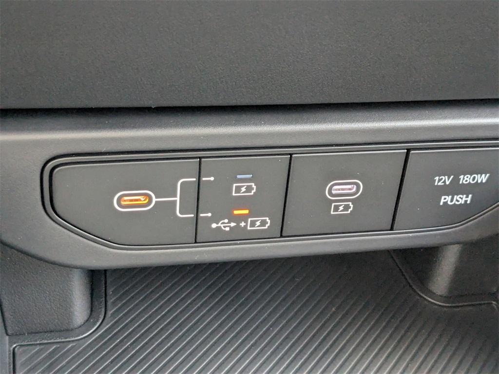 new 2025 Kia K4 car, priced at $23,190