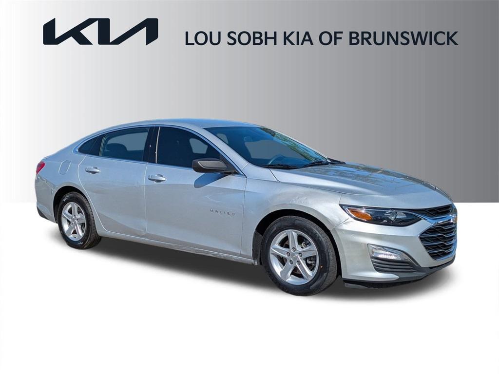used 2019 Chevrolet Malibu car, priced at $13,988