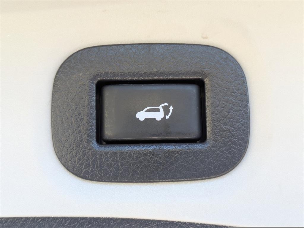 used 2020 Nissan Rogue car, priced at $12,988