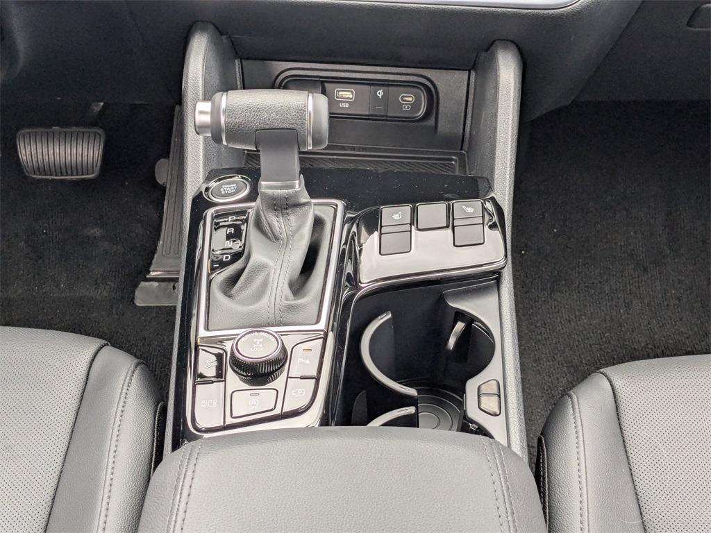 new 2025 Kia Sportage car, priced at $34,140
