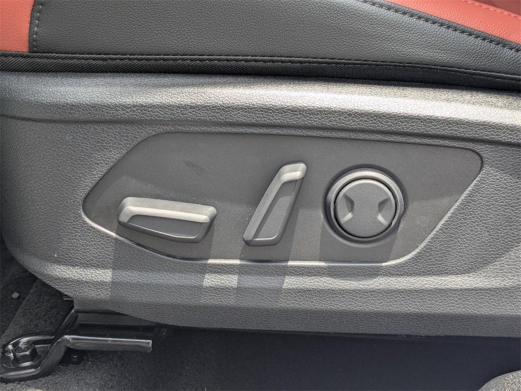 new 2026 Kia Sportage car, priced at $38,380