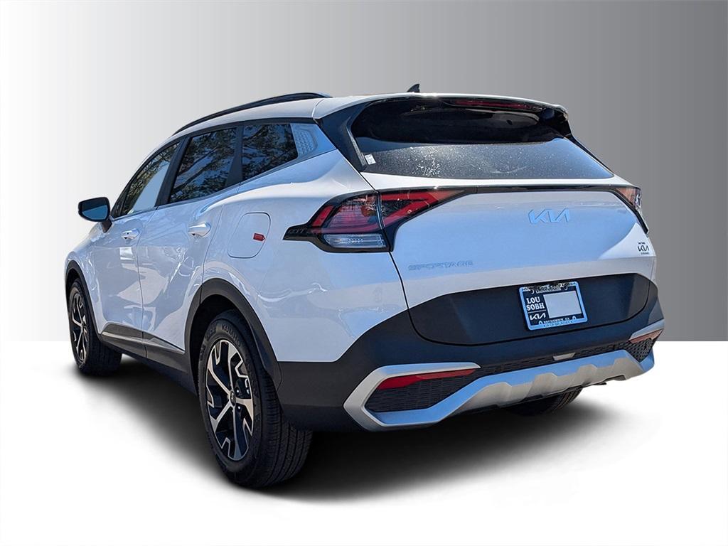 new 2025 Kia Sportage car, priced at $30,271