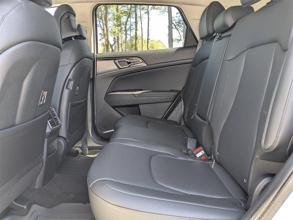 new 2025 Kia Sportage car, priced at $30,271