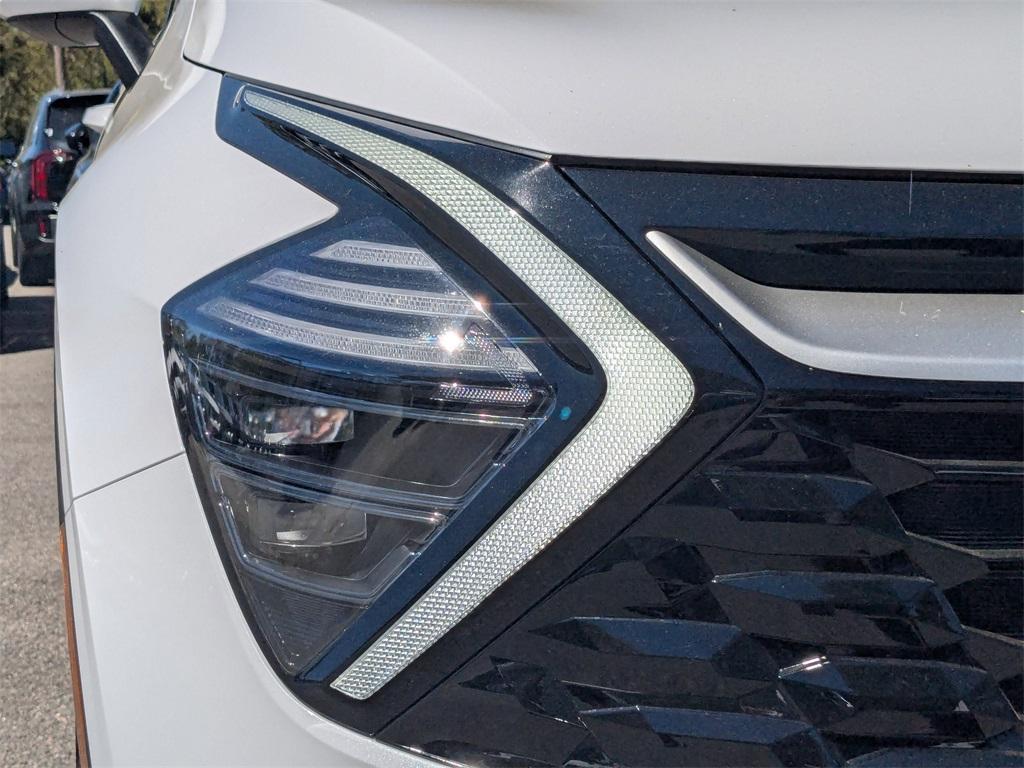new 2025 Kia Sportage car, priced at $30,271
