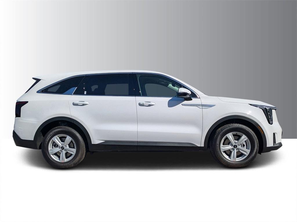 new 2025 Kia Sorento car, priced at $30,605