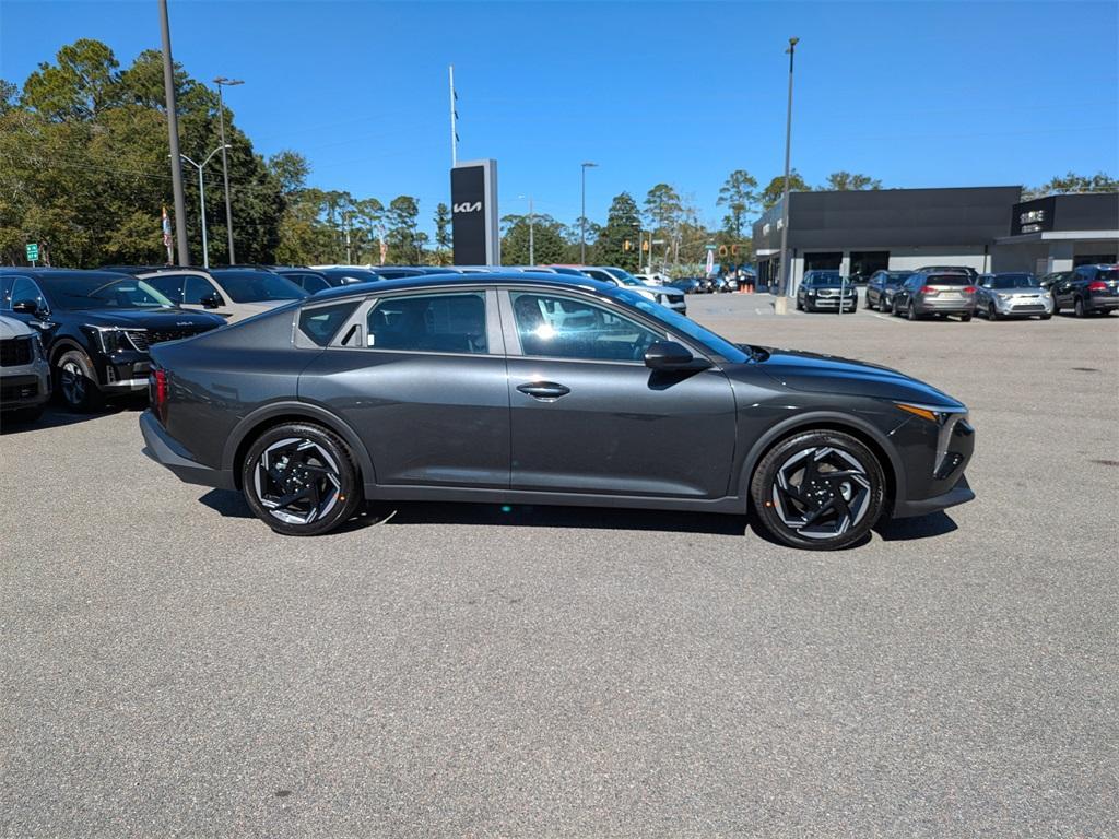 new 2025 Kia K4 car, priced at $24,525