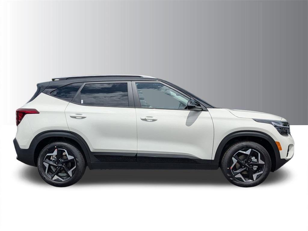 new 2025 Kia Seltos car, priced at $25,910