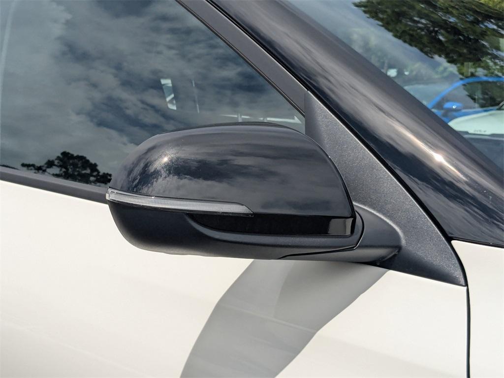 new 2025 Kia Seltos car, priced at $25,910