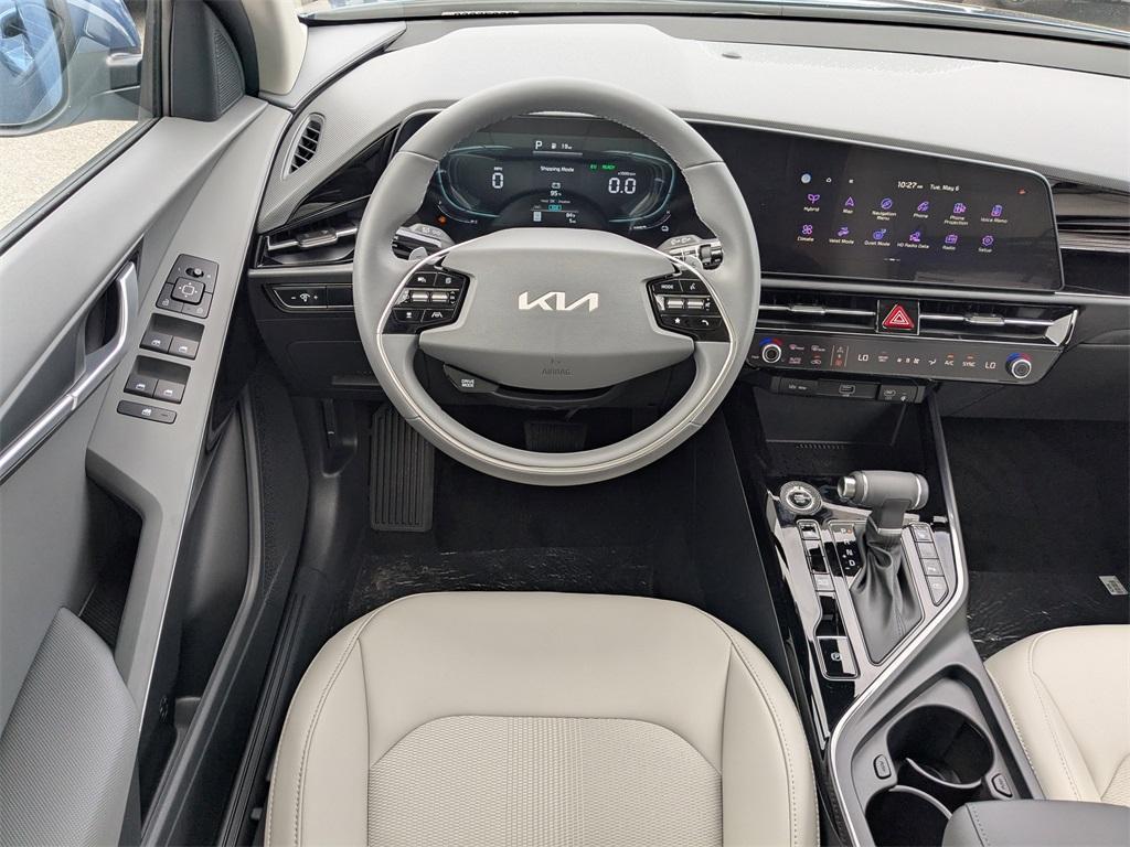 new 2025 Kia Niro car, priced at $30,010
