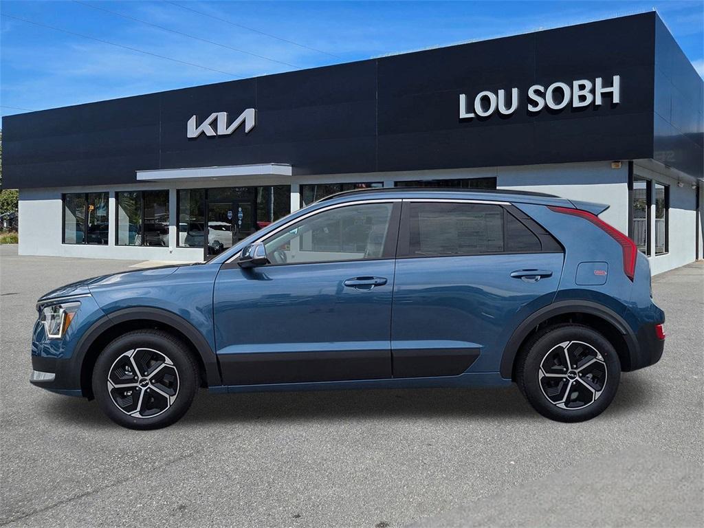 new 2025 Kia Niro car, priced at $30,010