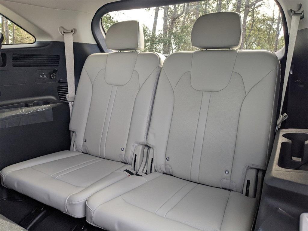 new 2025 Kia Sorento car, priced at $34,780