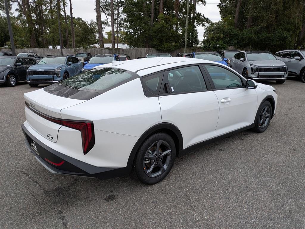new 2025 Kia K4 car, priced at $23,855