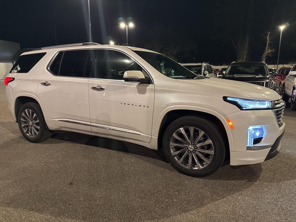 used 2023 Chevrolet Traverse car, priced at $34,588