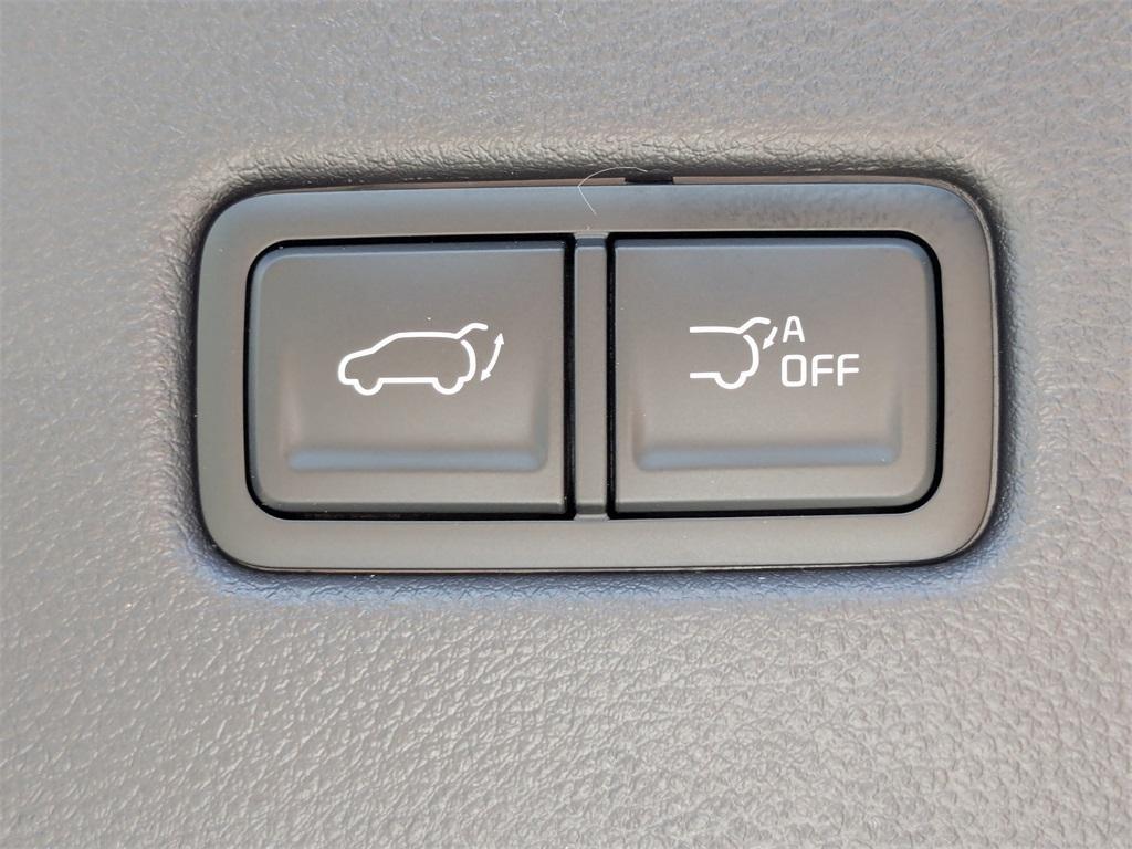 new 2026 Kia Carnival car, priced at $52,640