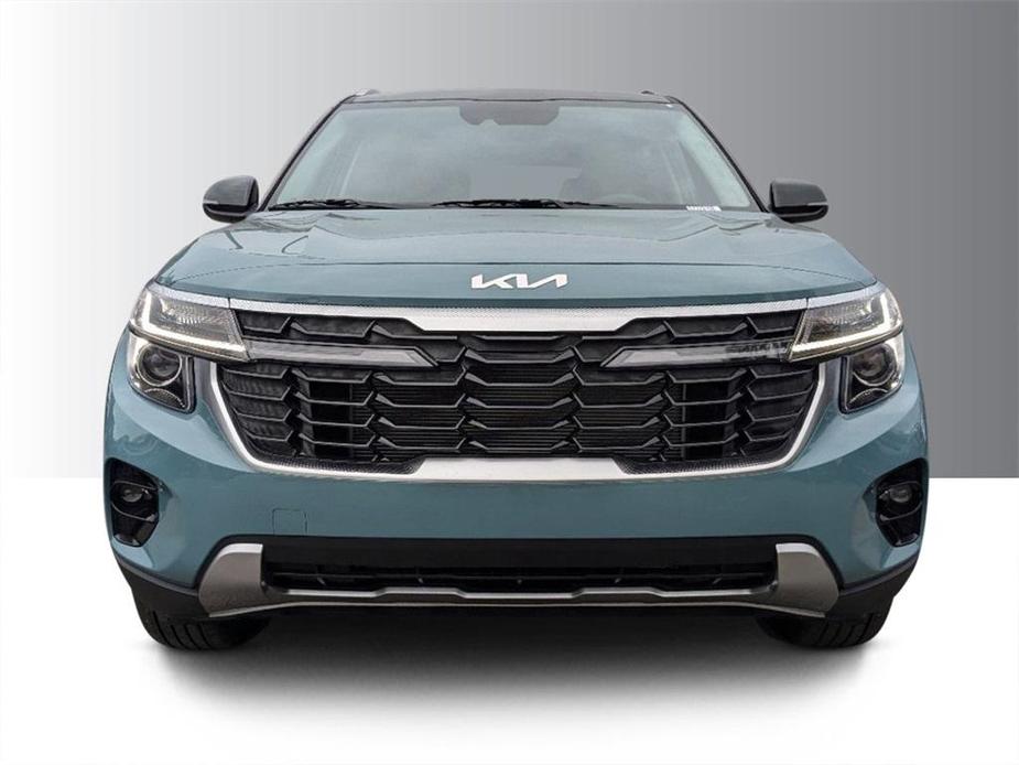 new 2025 Kia Seltos car, priced at $26,860