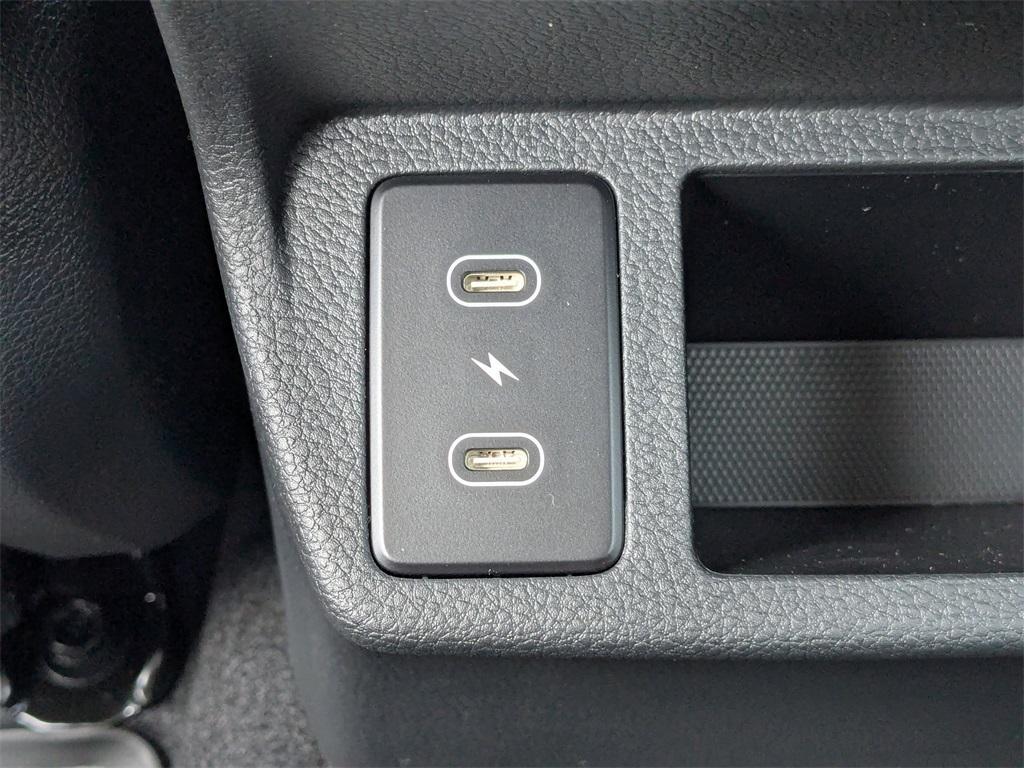 new 2025 Kia Seltos car, priced at $27,265