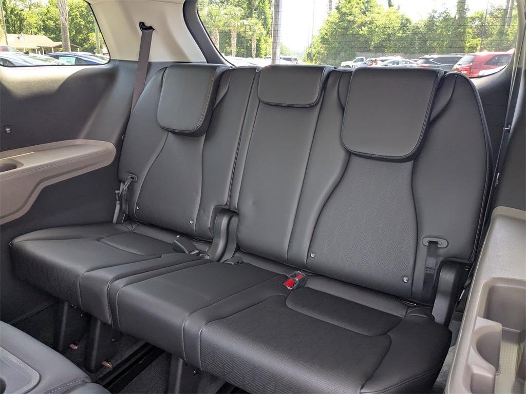 new 2025 Kia Carnival car, priced at $38,560