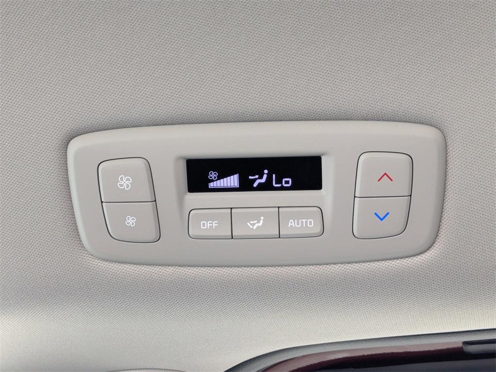 new 2025 Kia Carnival car, priced at $38,560