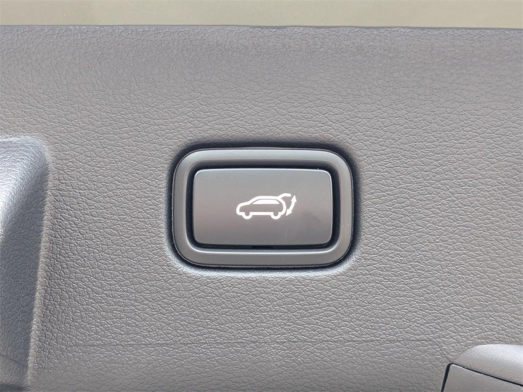 new 2025 Kia Sportage Plug-In Hybrid car, priced at $43,885