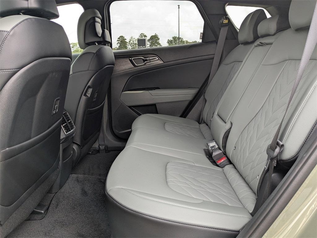 new 2025 Kia Sportage Plug-In Hybrid car, priced at $43,885