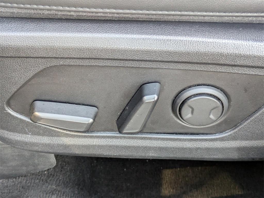 used 2021 Kia Sorento car, priced at $20,988