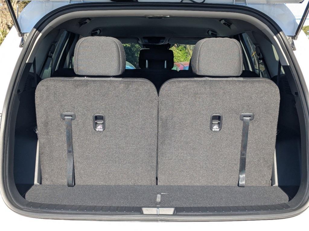 new 2025 Kia Sorento car, priced at $30,525
