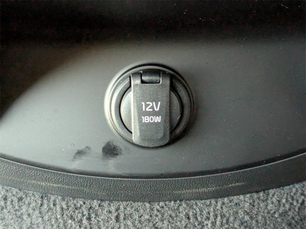 new 2025 Kia Sorento car, priced at $30,525
