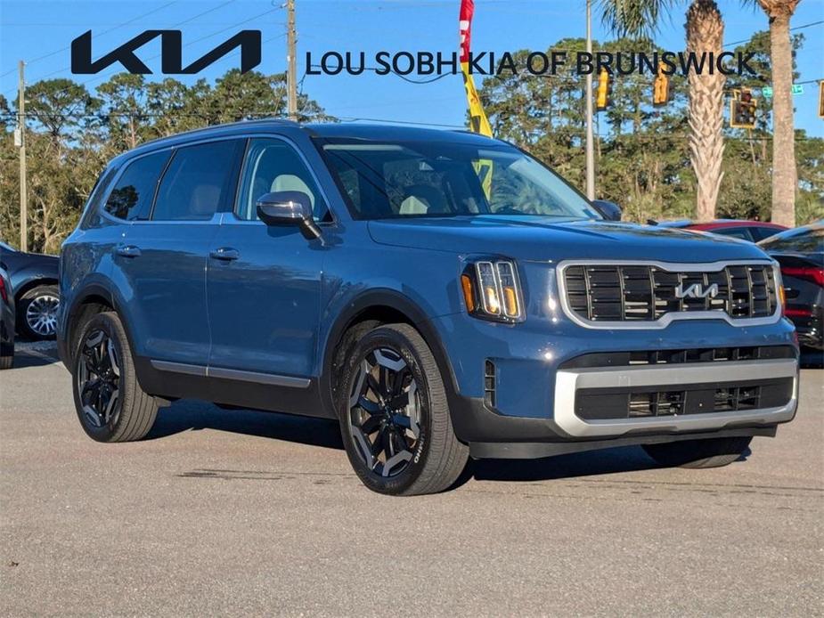 used 2024 Kia Telluride car, priced at $35,988