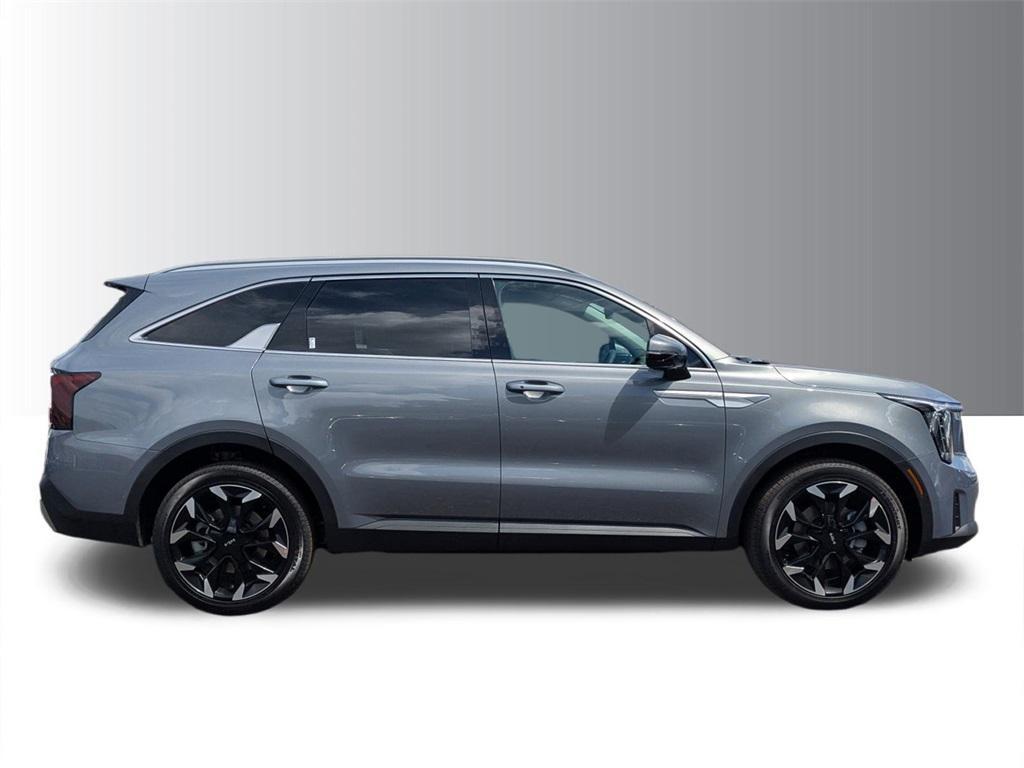 new 2025 Kia Sorento car, priced at $37,855