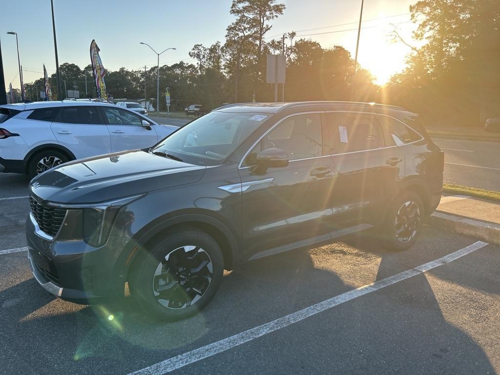 used 2024 Kia Sorento car, priced at $29,588