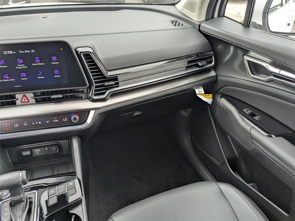 new 2025 Kia Sportage car, priced at $29,976