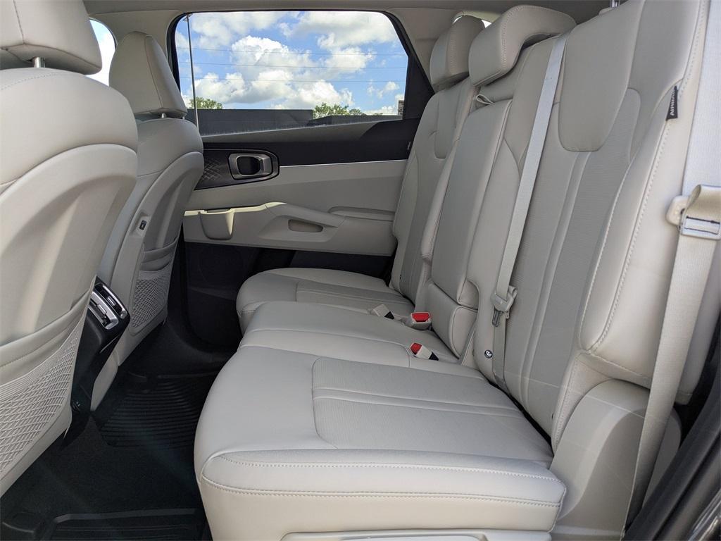 new 2025 Kia Sorento car, priced at $36,465