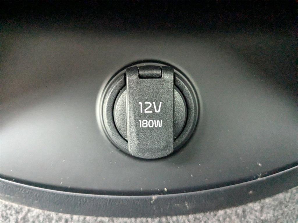 new 2025 Kia Sorento car, priced at $34,580