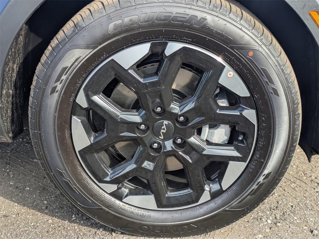 new 2026 Kia Sorento car, priced at $35,550