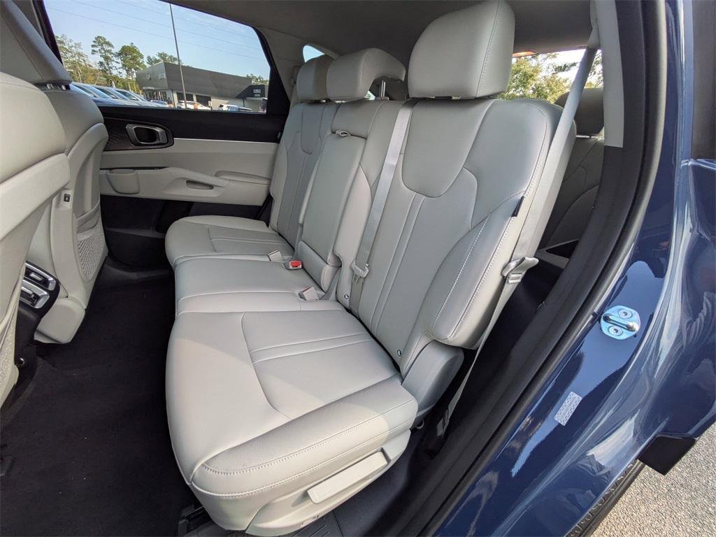 new 2026 Kia Sorento car, priced at $35,550