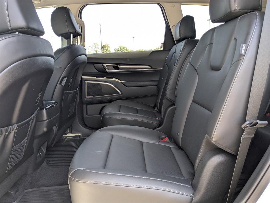 new 2025 Kia Telluride car, priced at $39,555