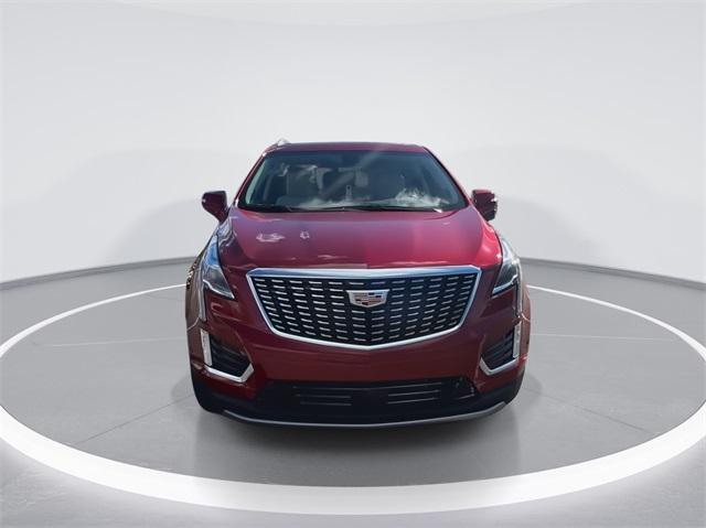 new 2025 Cadillac XT5 car, priced at $59,805