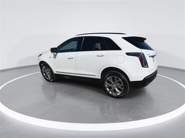 used 2021 Cadillac XT5 car, priced at $36,996