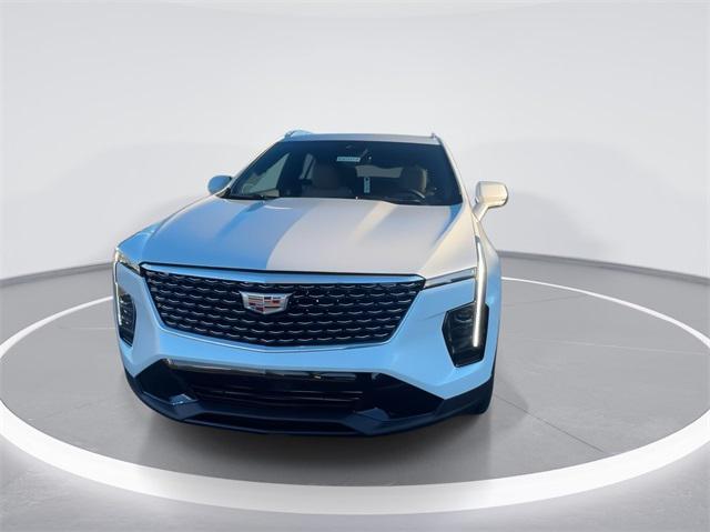 new 2025 Cadillac XT4 car, priced at $53,000