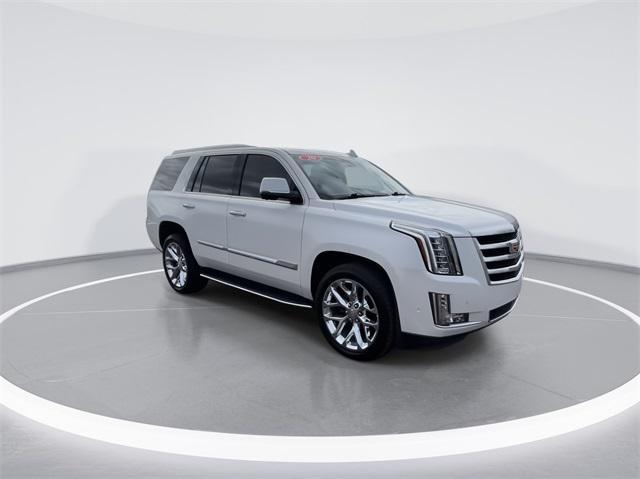 used 2020 Cadillac Escalade car, priced at $41,996