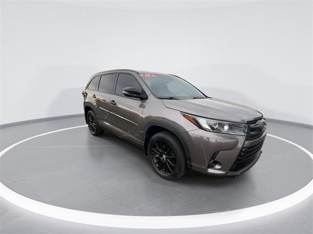 used 2019 Toyota Highlander car, priced at $26,994