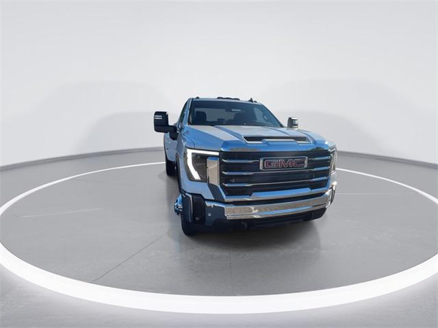 new 2025 GMC Sierra 3500 car, priced at $72,290