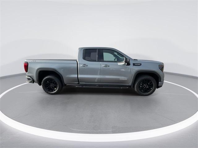 new 2025 GMC Sierra 1500 car, priced at $64,100