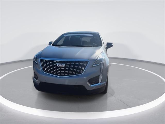 used 2024 Cadillac XT5 car, priced at $42,996