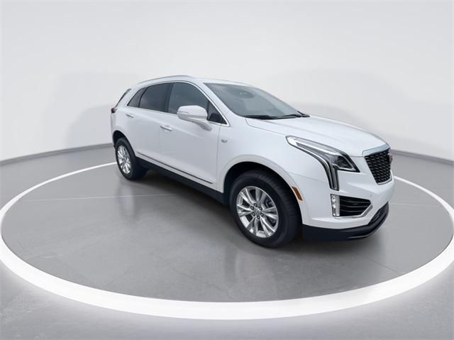 new 2024 Cadillac XT5 car, priced at $45,530