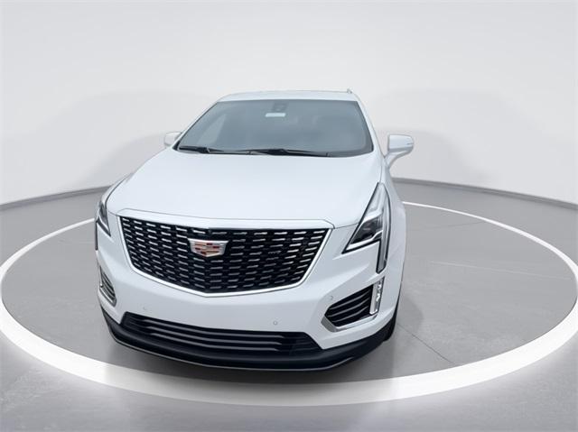 new 2024 Cadillac XT5 car, priced at $45,530