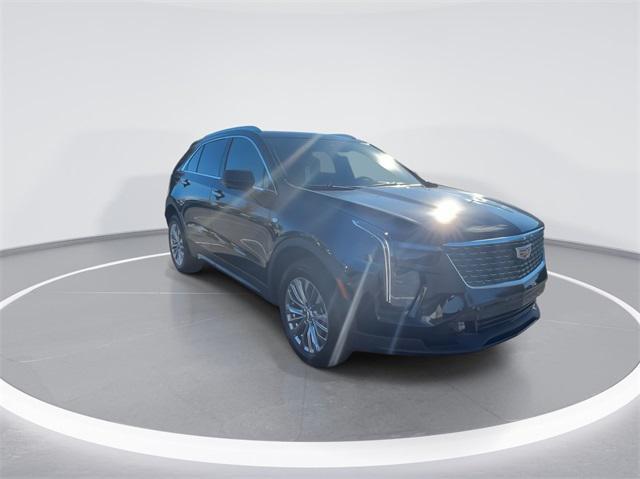 new 2025 Cadillac XT4 car, priced at $45,030